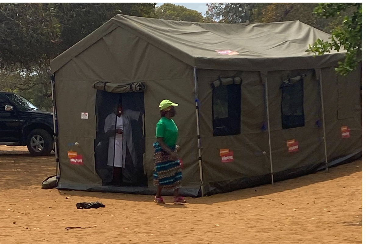 Mobile medical tent