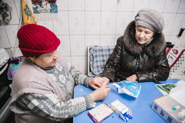 Tatiana checks her companions blood sugar level during a programme from 2016